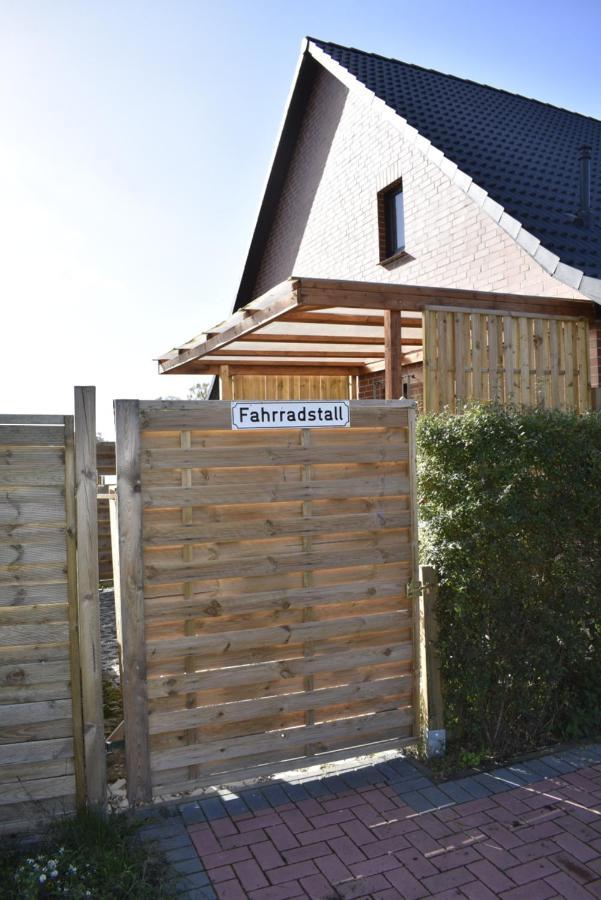 Pension Zur Schleuse Garni Am Elbe Luebeck - Kanal In Witzeeze Exterior foto